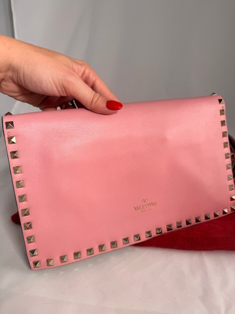 Valentino Rockstud Clutch - Picture 6 of 8